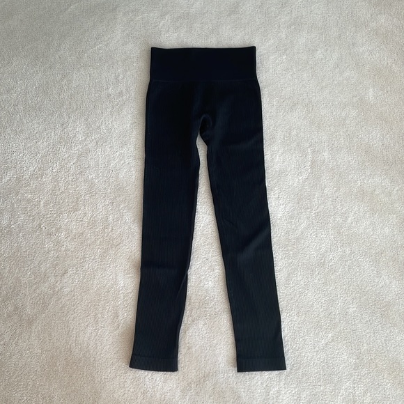 Ribbed crop top and legging set - Picture 8 of 13